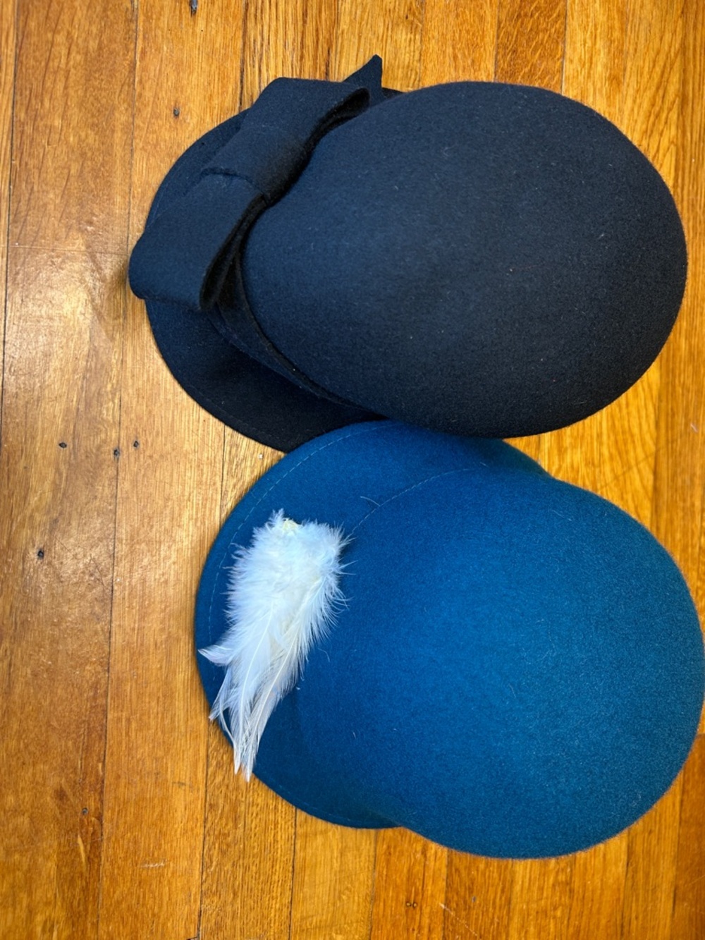 Vintage-Inspired Round Felt Hats - Black and Teal with Feather Accent
